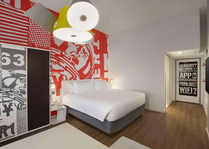 Radisson Red Minneapolis Downtown